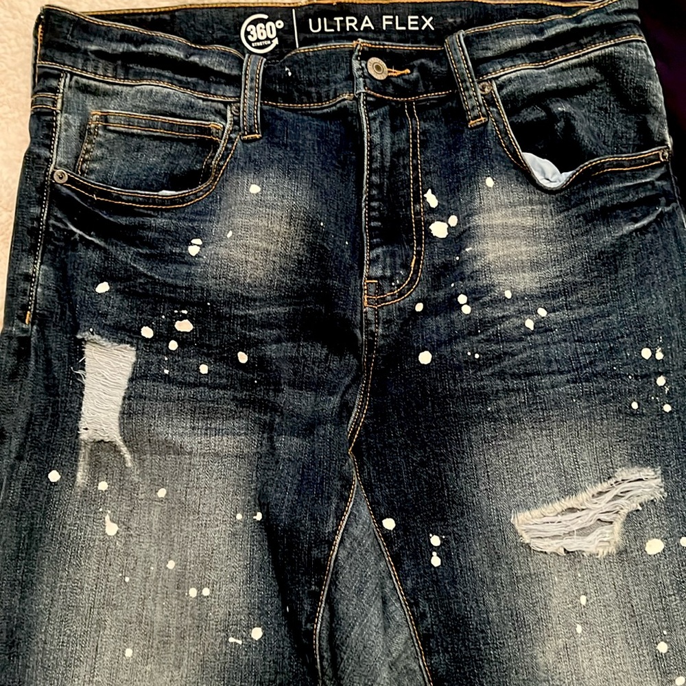 Distressed Arizona Blue Jeans